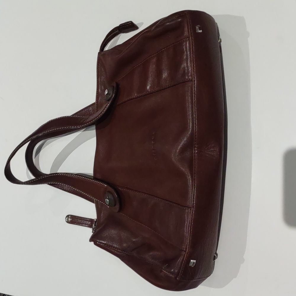 Genuine leather shoulder bag by dissona🌼☘️⭐